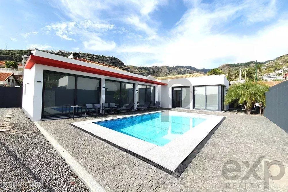 Moradia Isolada com Vista para o Mar na Madeira