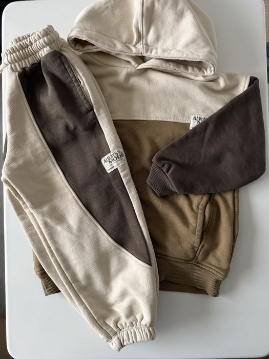 Костюм Zara 104-110 р
