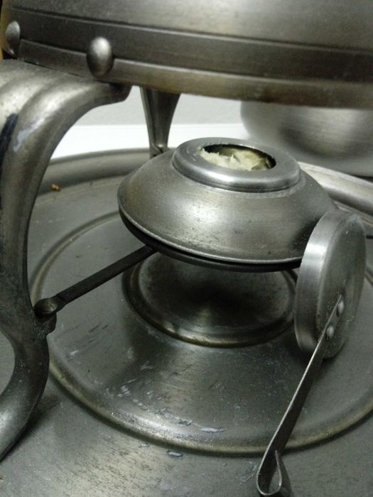Panela de Fondue com alimentação a alcool