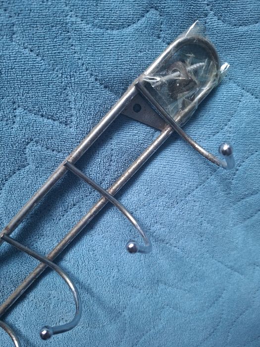 Wieszak łazienkowy na ręczniki 31cm