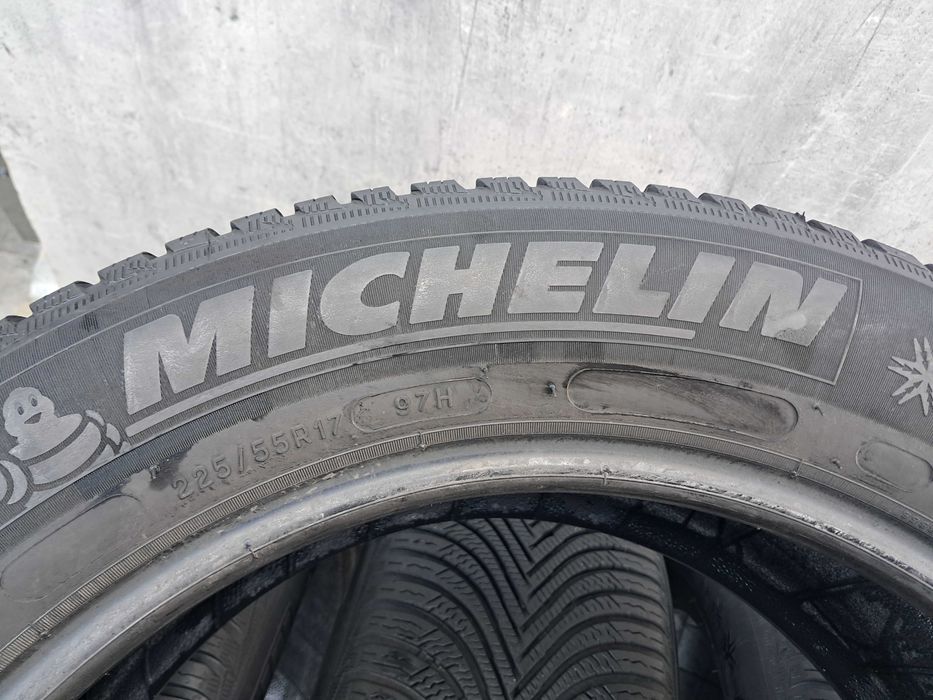 Резина зимова, Michelin Alpin 5 * MO 225/55 R17 (арт.14977)