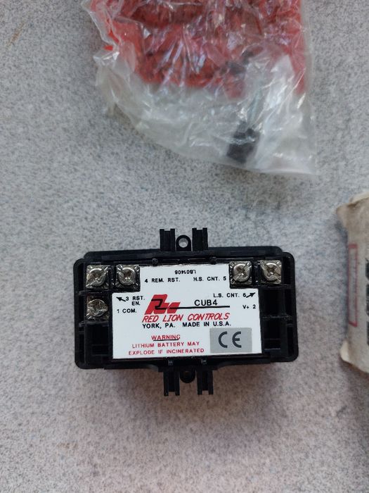 Red Lion Controls Counter64751241006211120