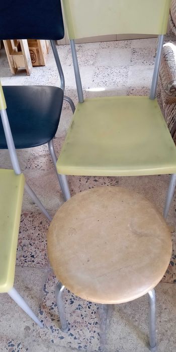 Chairs and bench, used, 2 units for €564739692678145121