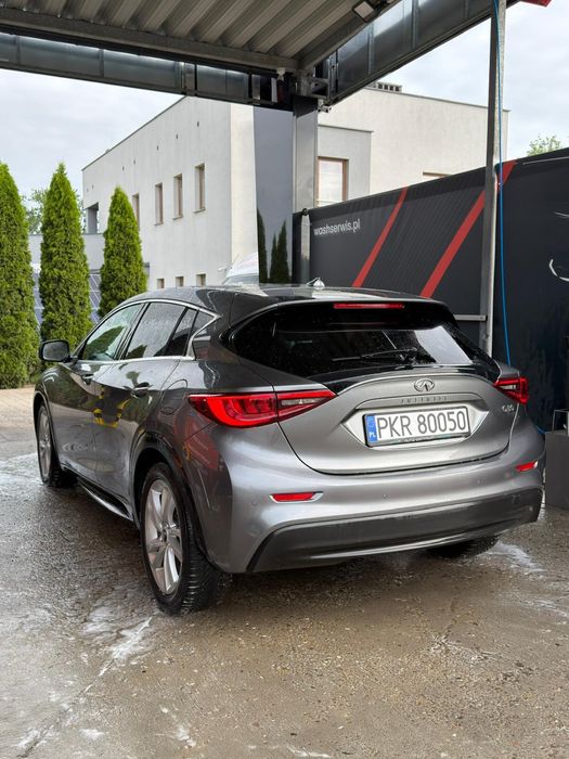 Infiniti Q30 , infiniti q30