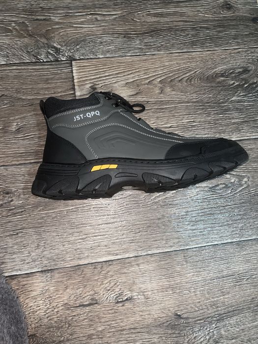 Теплые мужские ботинки