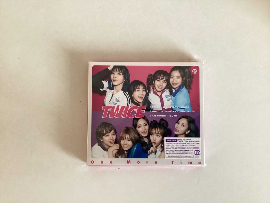 TWICE グッズ CD DVD カード