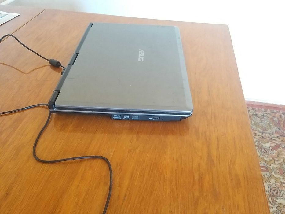 Ноутбук ASUS X51L