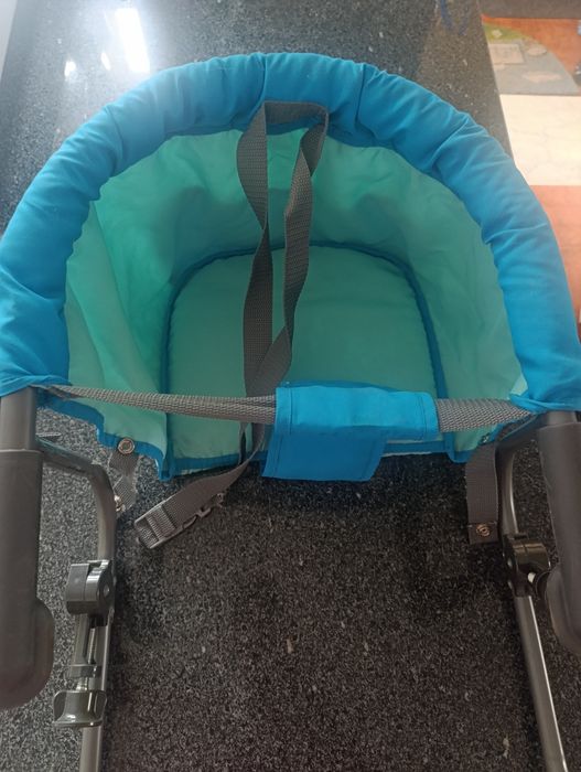 Cadeira de bebe para mesa