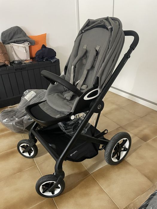 Carrinho bebe cybex