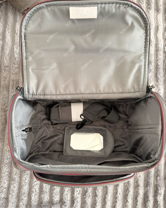 Kosmetyczka,kuferek . Nie używane