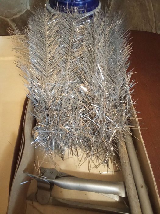 Ёлка искусственная