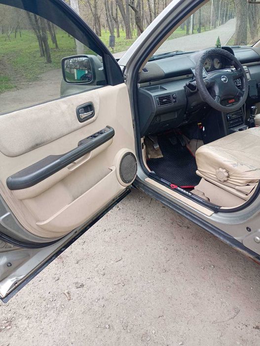 Ніссан хтрейл продам