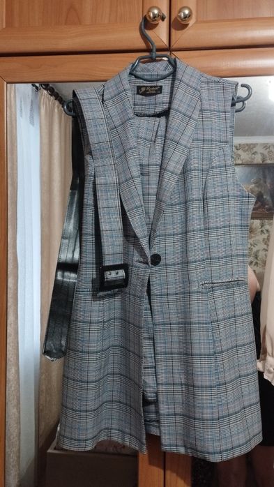 Костюм брюки і желетка