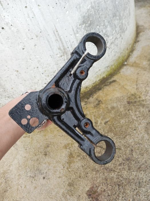 Продам траверсу альфа