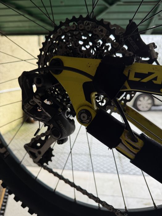 yt capra carbon btt