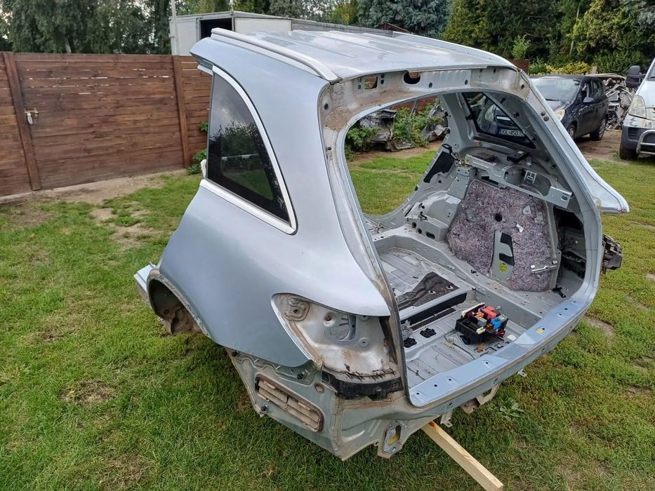 MERCEDES glc 253 suv tyl nadwozia cwiartka prawa lewa 988