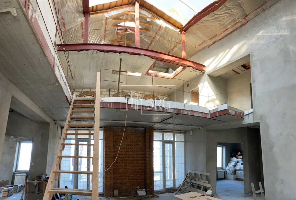 Дом на берегу Стугны 115 соток в соновом лесу Украинка без комиссии