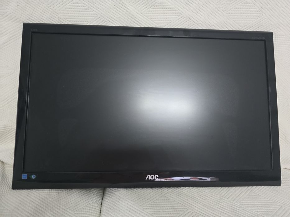 Monitor Aoc  2450505821525716520964