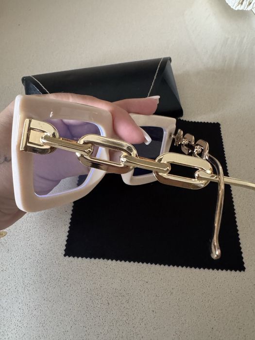 Armaçao de oculos Nude