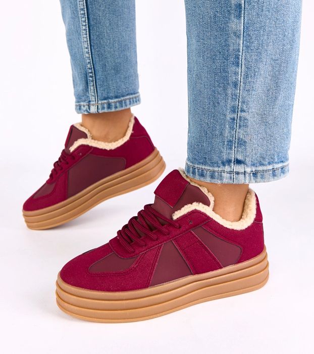 Bordowe sneakersy ocieplane futerkiem Kelsi