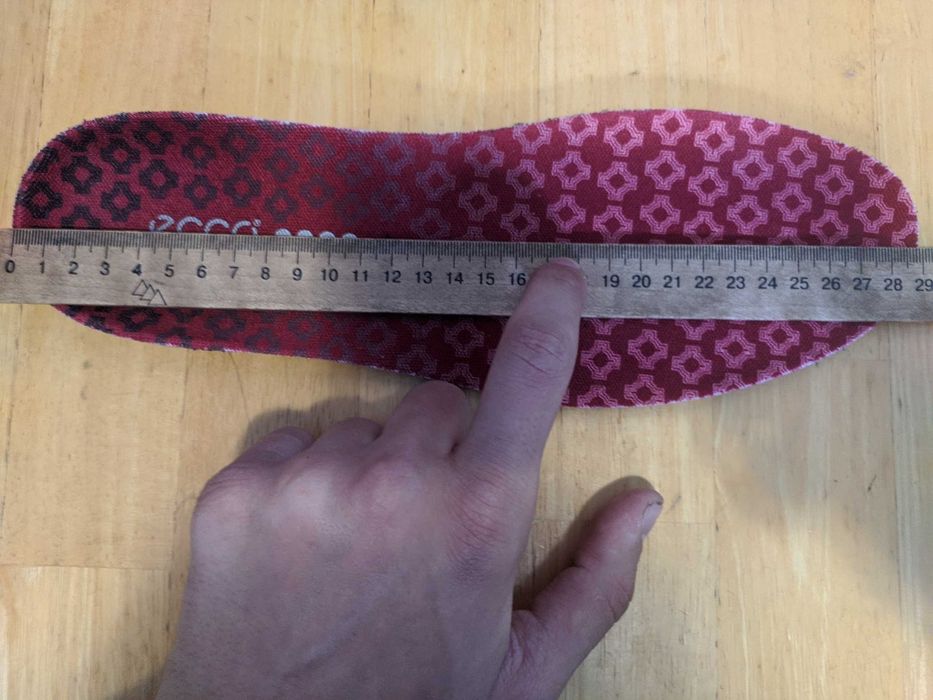 Кроссовки кожаные Ecco Biom