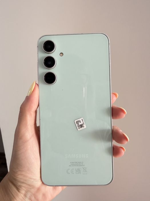 Samsung galaxy s23 fe, wyswietlacz igła, 100% sprawny