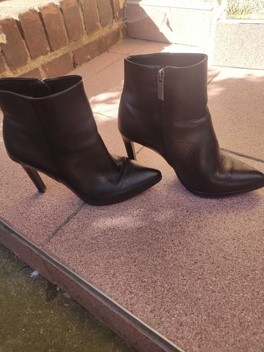 Botki na szpilce Lasocki r. 37