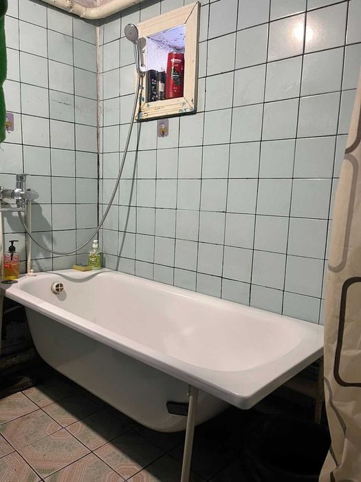 Продаж будинку в центрі села  Руська Поляна.
