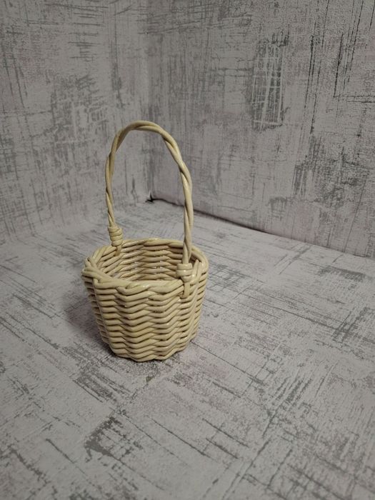 Кошики, плетені із паперової лози, під мильні букети.