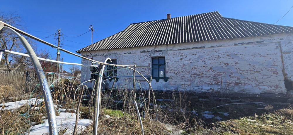 Продам земельну ділянку в с. Фурси вул. Поповича поруч річка