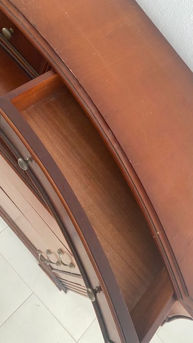 Meia cómoda de cerejeira