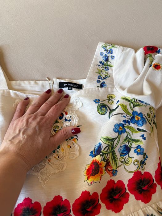 Продаю жіночі сукні