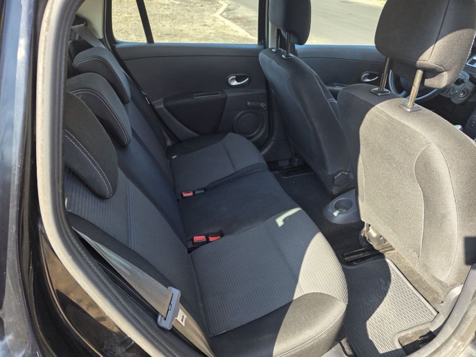 Renault Clio 1,5 (3,5л/100км) турбо-дизель 2012 рік