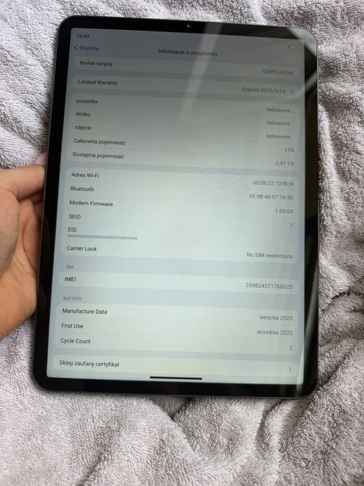 Tablet 1TB + klawiatura z etui + gratis apple pensil