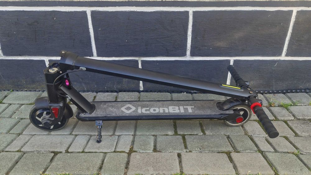 Електросамокат iconBIT/Kick Scooter TT/ НОВА БАТАРЕЯ/250Вт/6А
