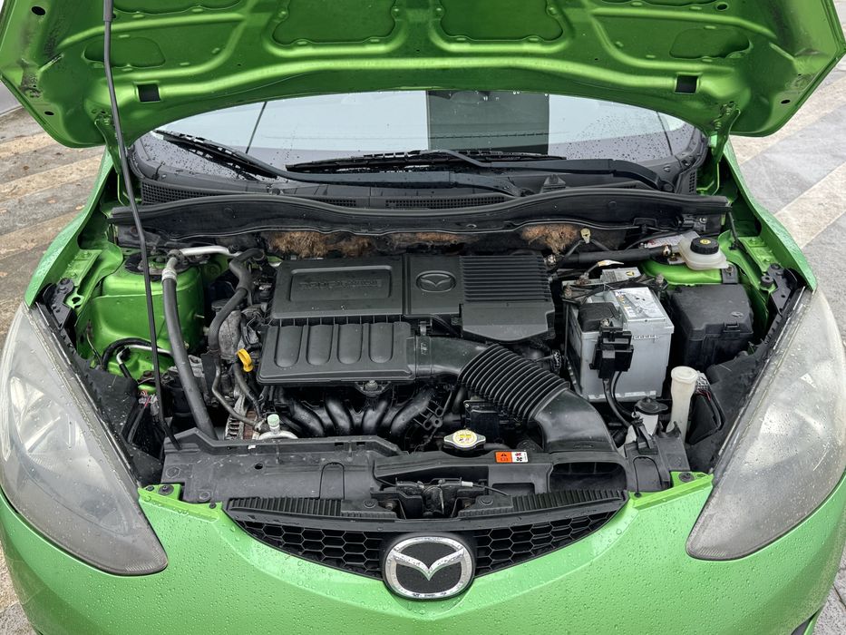 Mazda 2 1.3 benzyna 75KM na lancuchu Alufelgi Niski przebieg klima