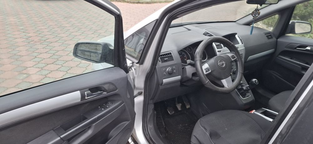 Продам авто opel zafira B 2009р