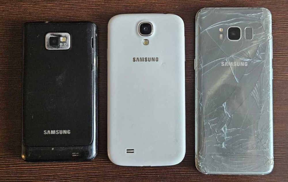 Trzy markowe używane telefony Samsung Galaxy S, S4 i S8