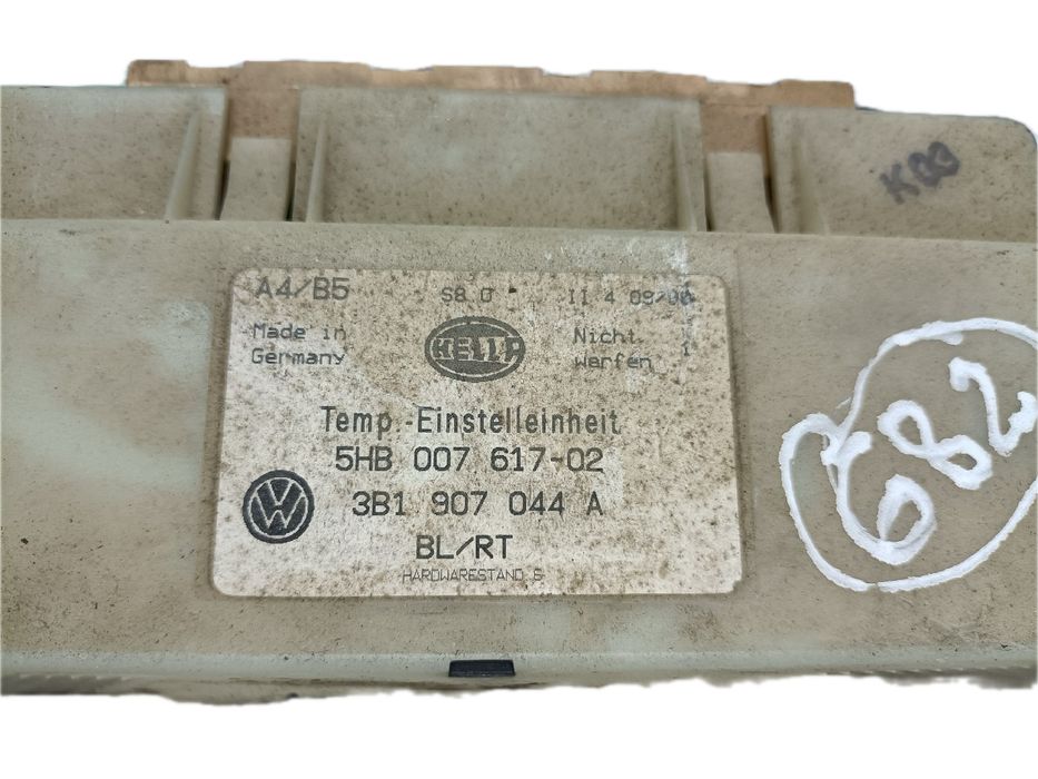 Comando chauffage / sofagem VOLKSWAGEN Passat (3B2)