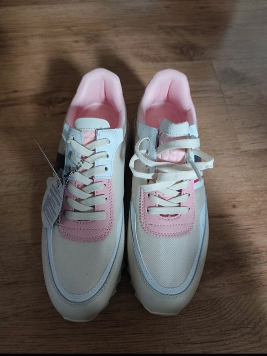 Buty sportowe - Nowe z metką