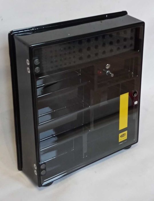 Szafka wieszak żarówki samochodowe + tester żarówek MAGNETI MARELLI