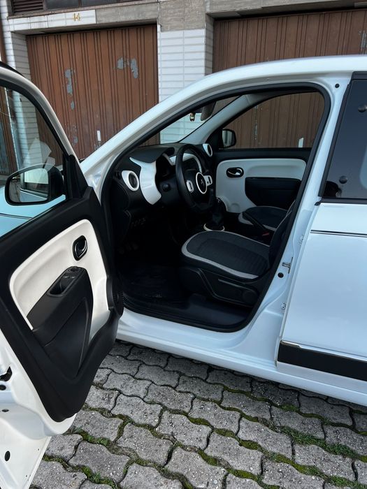 Renault Twingo 1.0 SCE Dynamique — photo 2