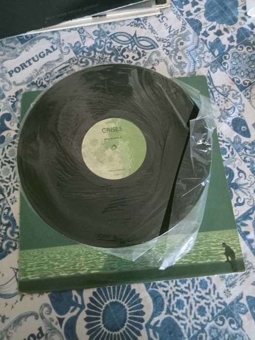 LP, Crises Mike Oldfield