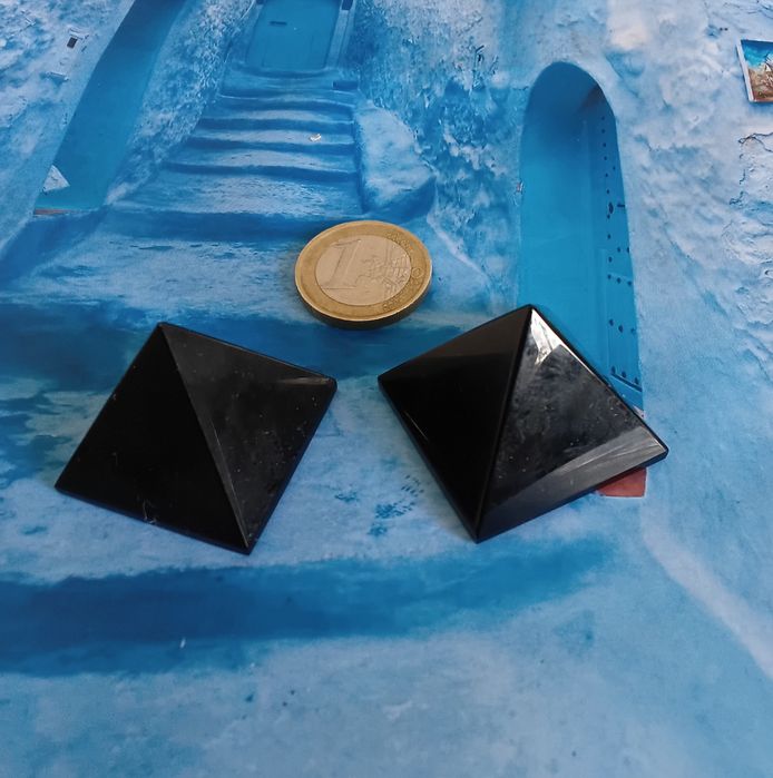 Pirâmide  Quartzo de Obsidiana natural, torre de energia de cura Reiki