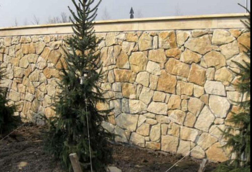 Камень природный бут для облицовки.