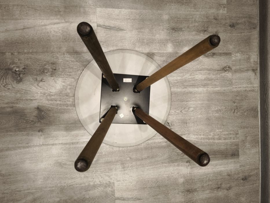 Stolik kawowy o średnicy 44 cm