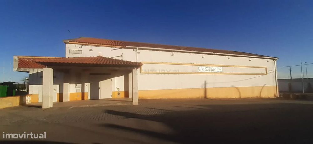 Armazém em Cabeço Vide