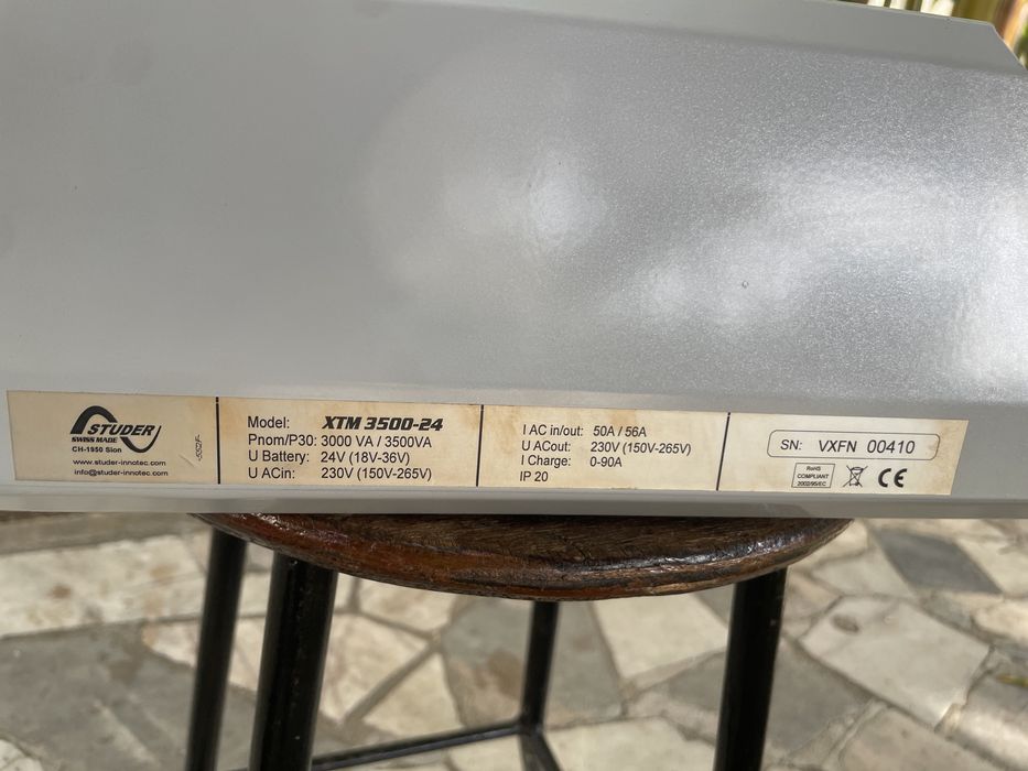 Hybrid photovoltaic inverter / charger XTM3500-24 (on-off grid)64284533915137122