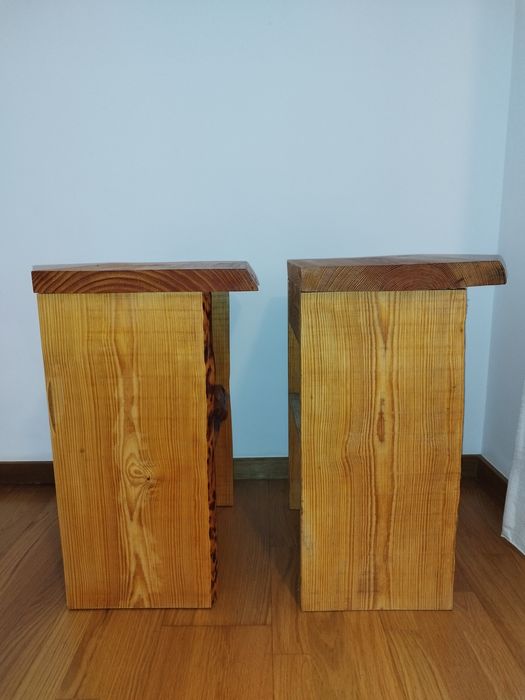 Mesinhas de cabeceira em pinho modelos unicos