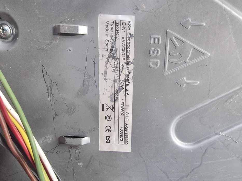 Електро плита з духовою шафою